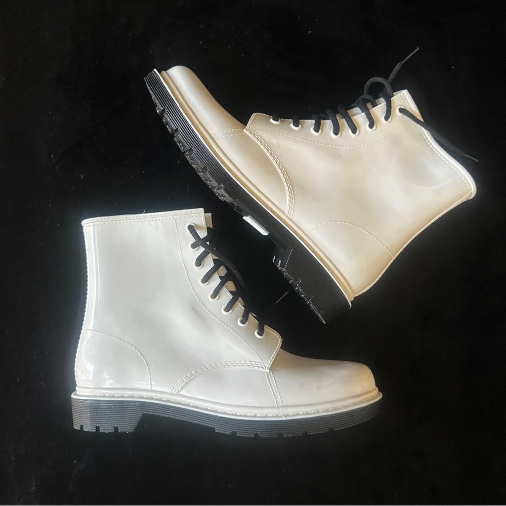 Circus by Sam Edelman Waterproof Boots